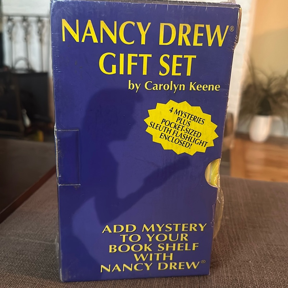 Nancy Drew Gift Set by Carolyn Keene